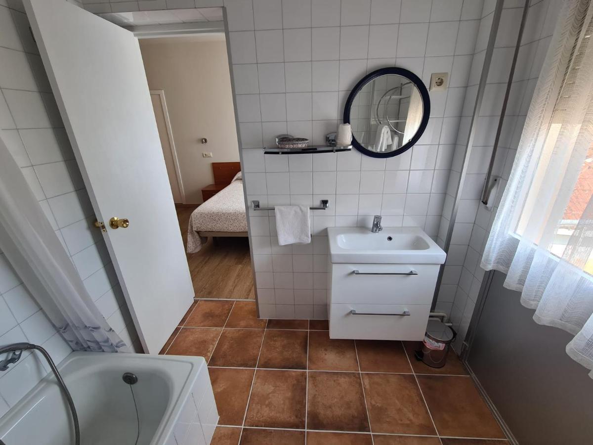 Hostal Playa Atlantica Hotell Louro Eksteriør bilde